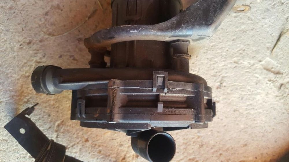 Clapeta acceleratie bmw seria 316i e46,motor 1,8 benzina