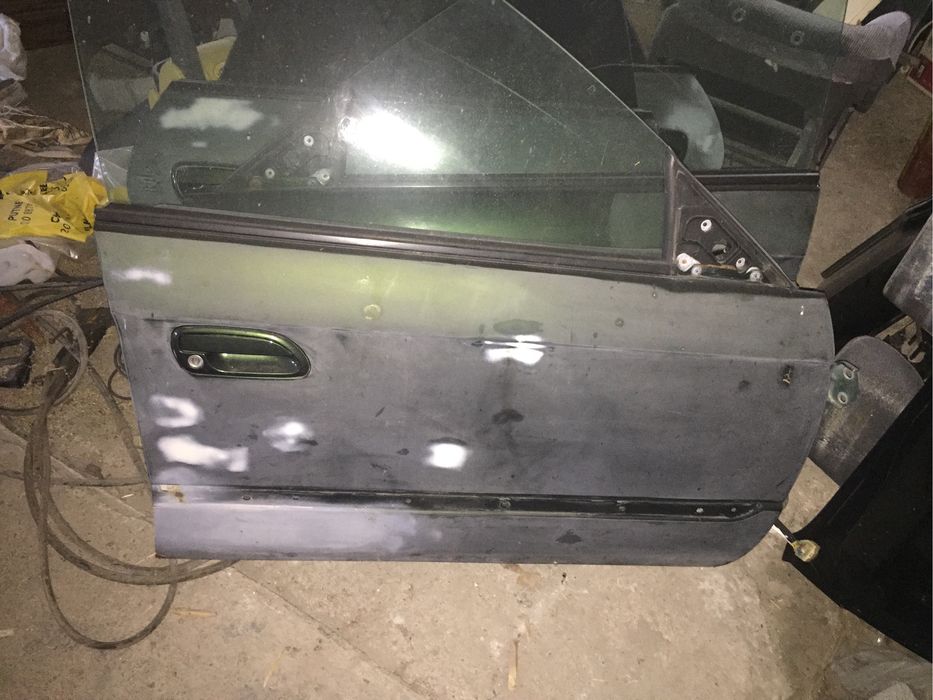 Врати за субару легаци б12