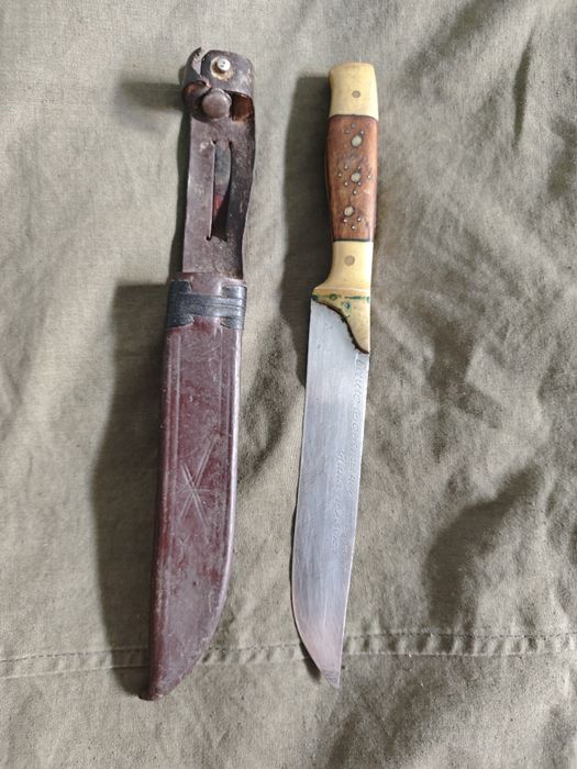 Продавам Многофункционален ловен нож с. Буковец + нож на дневалния