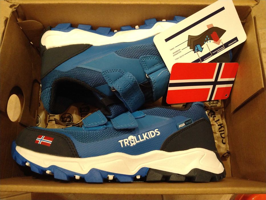 Нови маратонки 32 н.