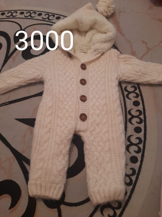 Срочно продам детские вещи