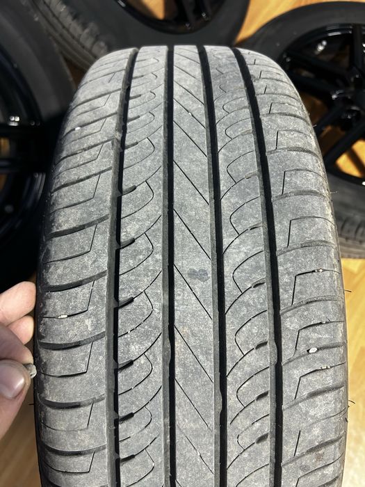 Продам колеса на Шевроле Монза