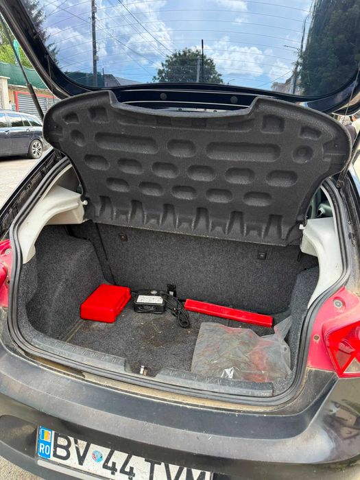 Vand Seat Ibiza an 2011 in stare buna