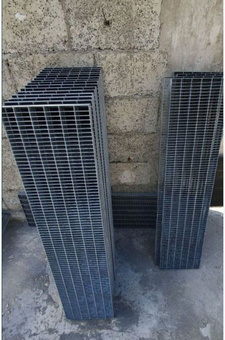 Trepte zincate galvanizate