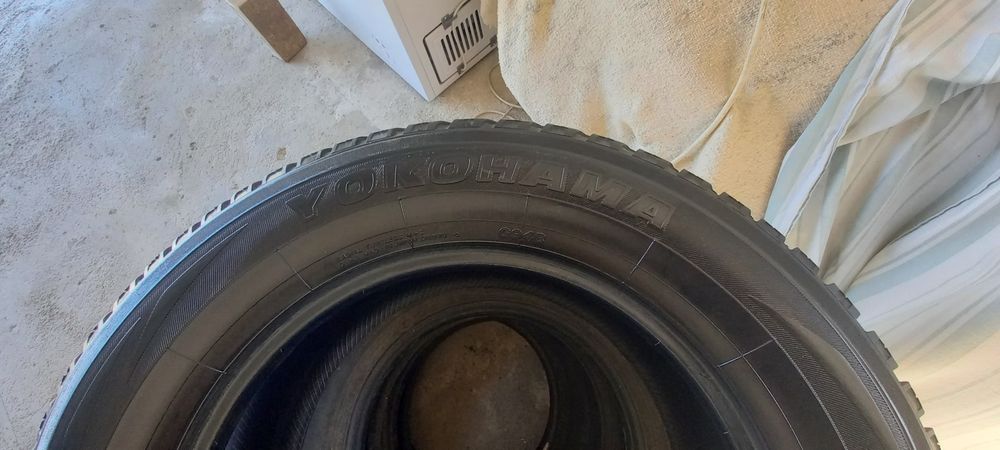 Шины почти новые 285/60/18