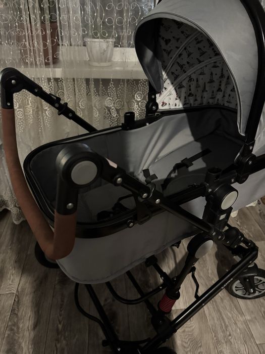 Продаю коляску