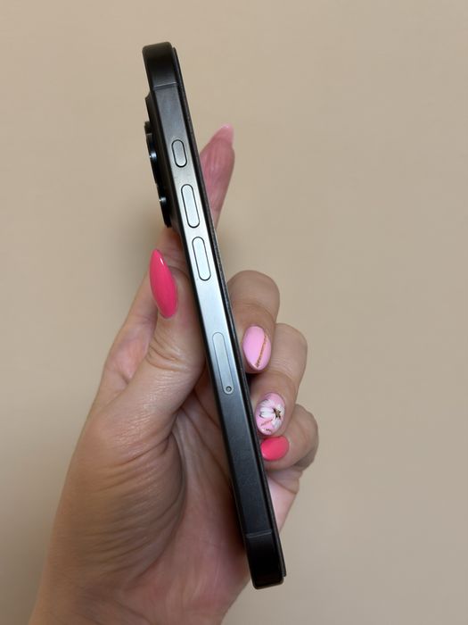 Iphone 16 pro 512 gb Black Titanium