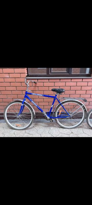 Велосипед в хорошом состояние