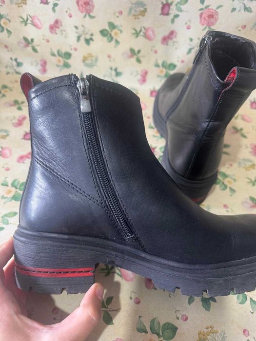 Botine Lasocki din piele naturală