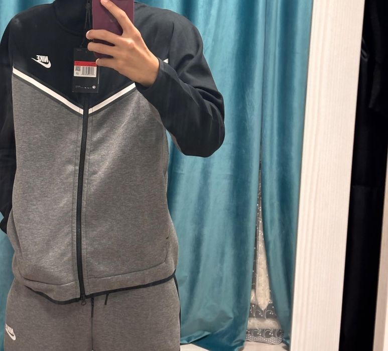 Nike tech fleece двойка L размер