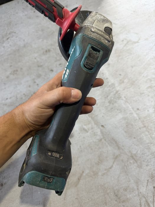 Makita DGA511 безчетков ъглошлайф