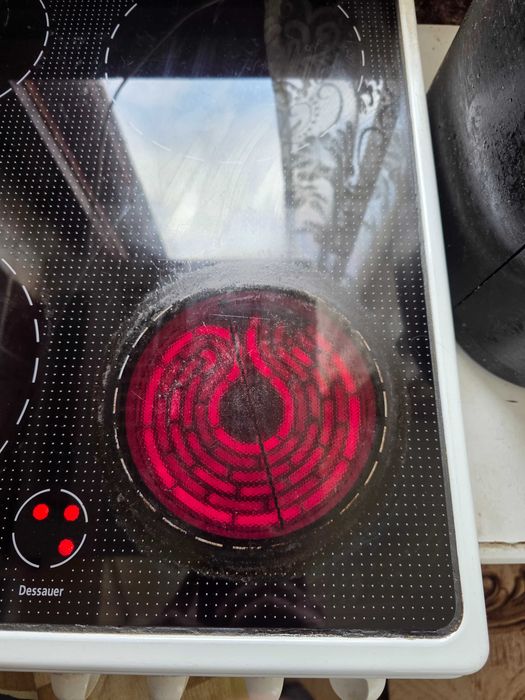 Печка с керамичен плот Dessauer