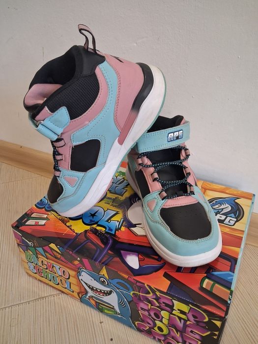 Детски кецове APG