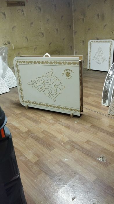 Жер стол, казахские столы "Aq_domalaq"