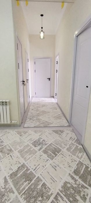 2 xona uy 1-maktab Navoiy shahar