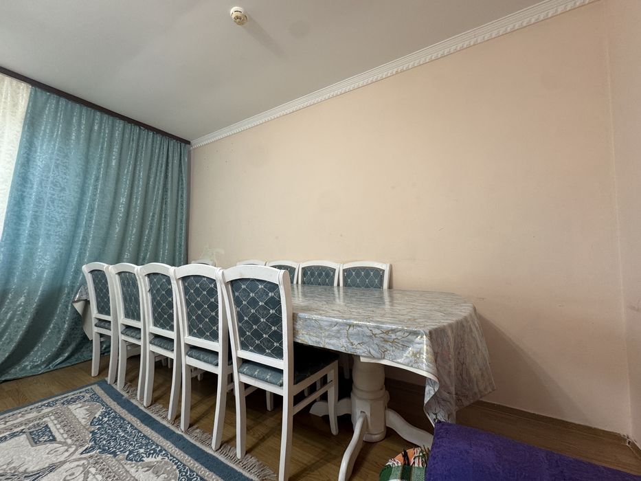 Продам стол со стулями