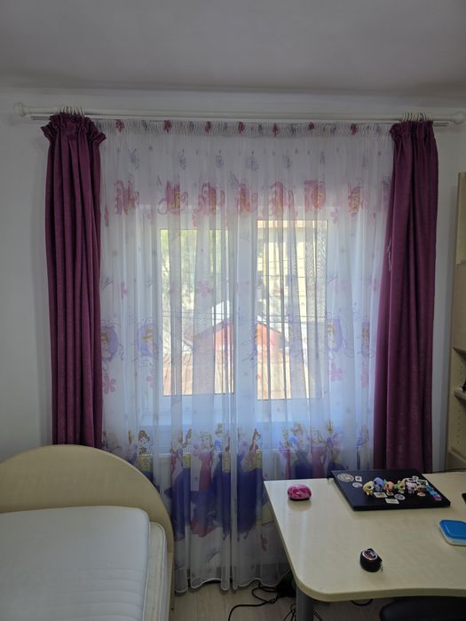 Vand perdea cu printese Disney