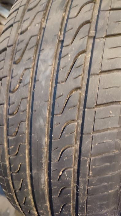 Продам комплект шин