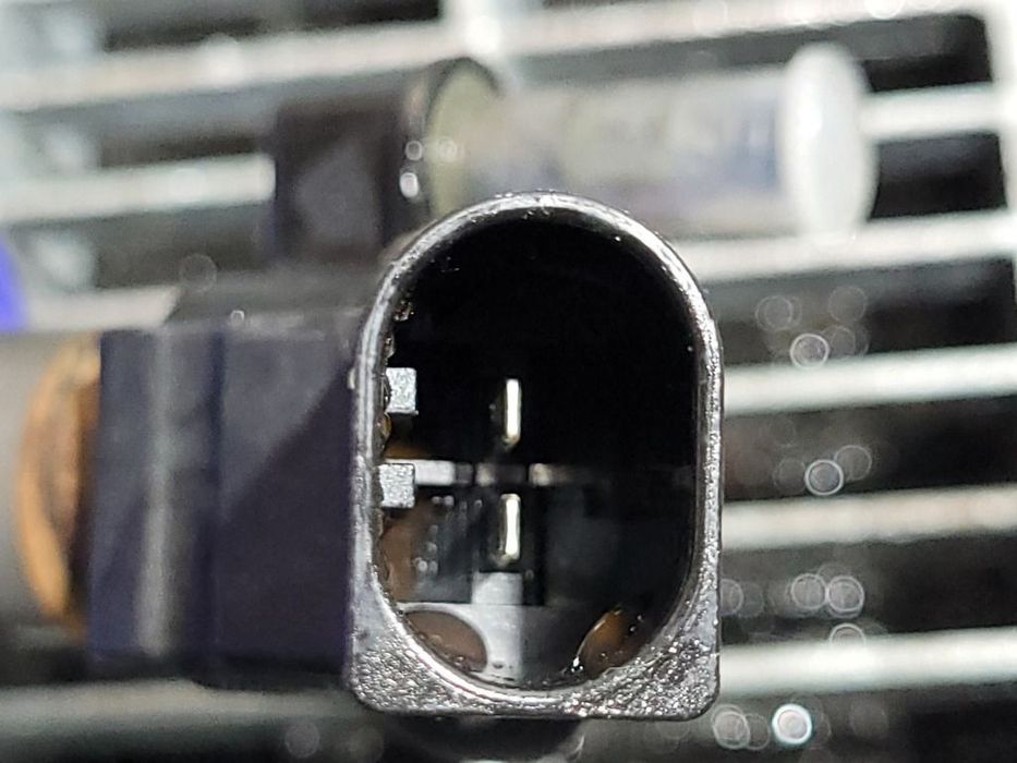 Injector Volkswagen Touareg 7P 3.0 TDI 2010 - 2014 204CP CASD (1109) Diesel 0445116023