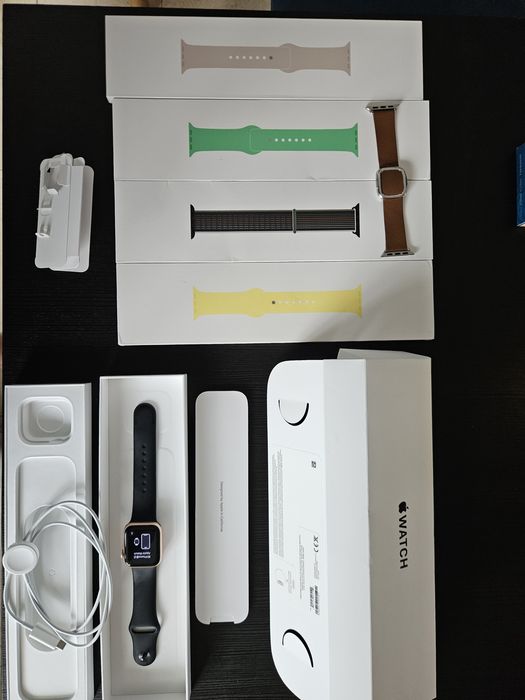Apple Watch SE - 40mm ca NOU