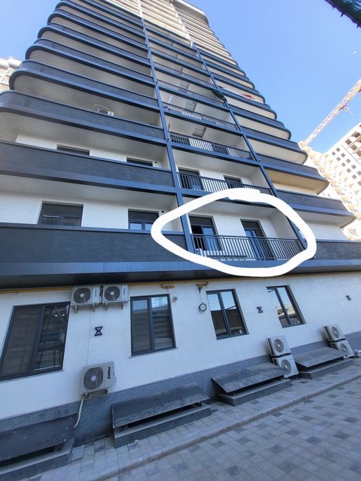 Turkiston turar joy majmuasidan 1 xonali 39 m2 uy sotiladi.