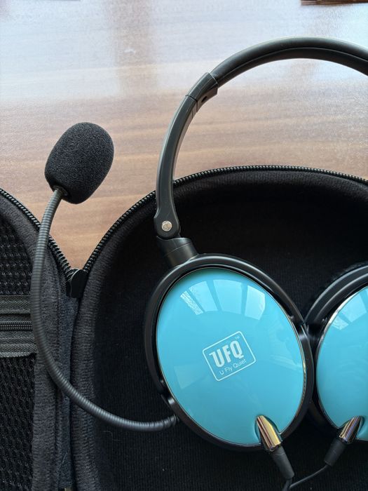 Casti aviatie UFQ , utilizate , stare buna