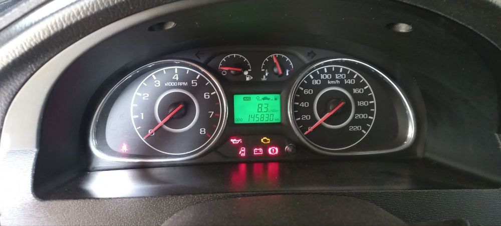 Gentra 2019 mexanika. Zavod metan. Oldi krelo va orqa karniz petno bor