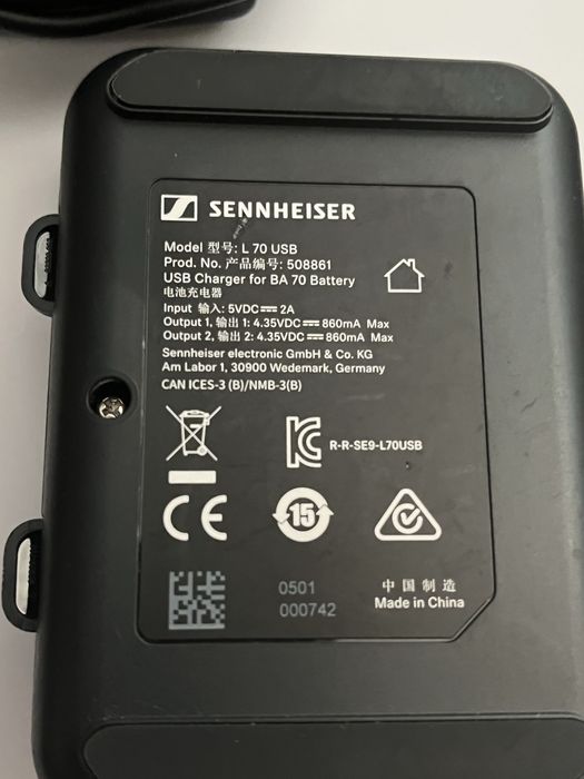 încărcător dublu Sennheiser L 70 USB pentru baterii BA 70