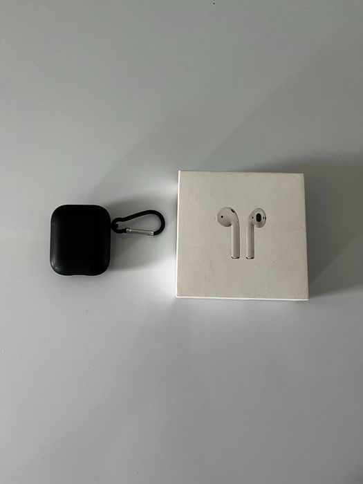 продам airpods 2 Оригинал