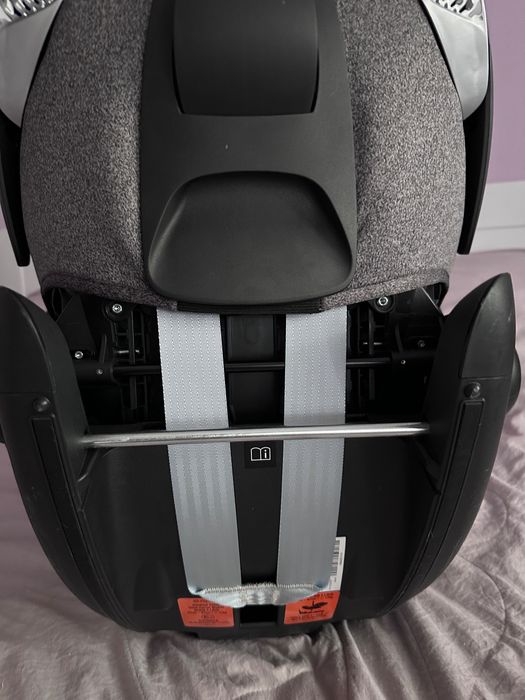 Столче за кола Cybex Cloud t+