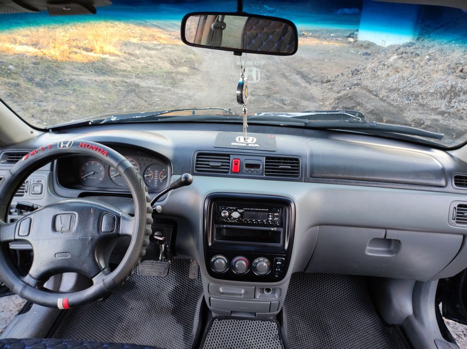 Honda CR-V 1 пакаление