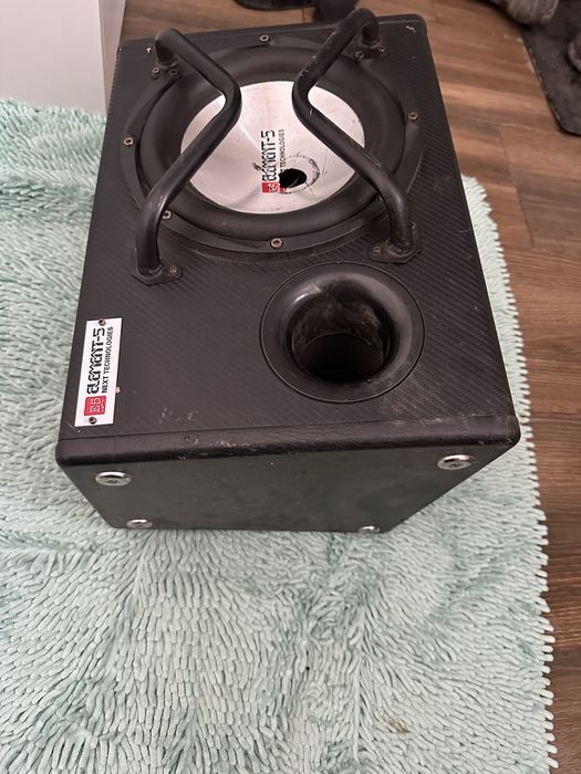 Сабвуфер  12 дюймов