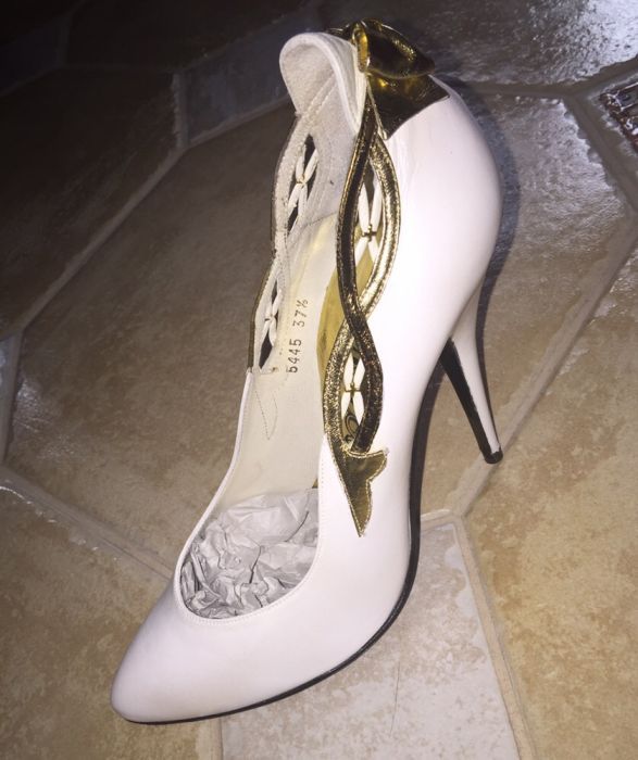 Pantofi din piele naturala