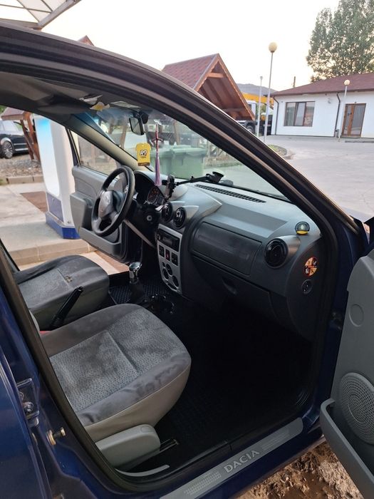 Vând Dacia logan 1.5 dci