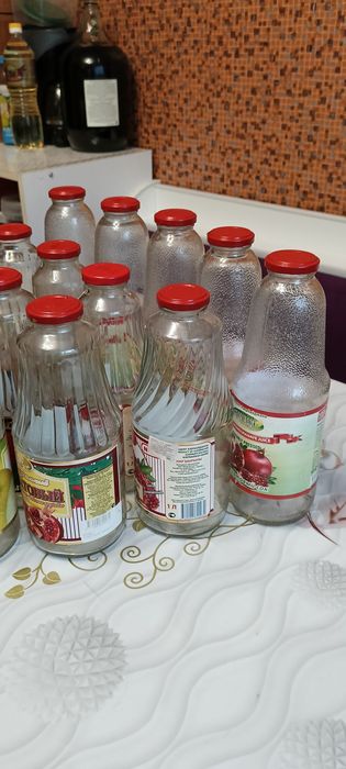 Бутылки стеклянные  1 литр.