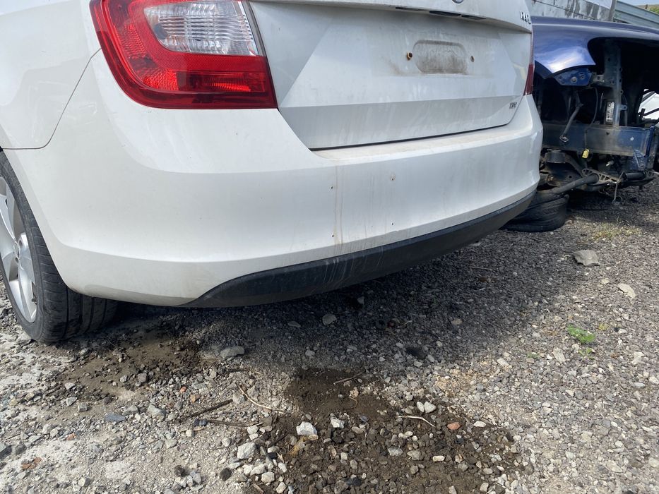 задна броня шкода рапид skoda rapid