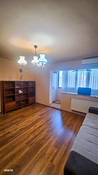 Apartament 3 camere bilateral Zona Craiovița