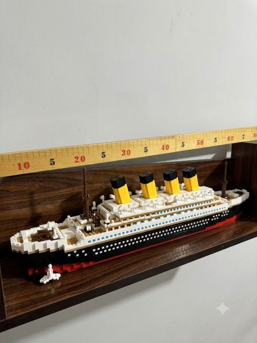 Lego titanik 3000+
