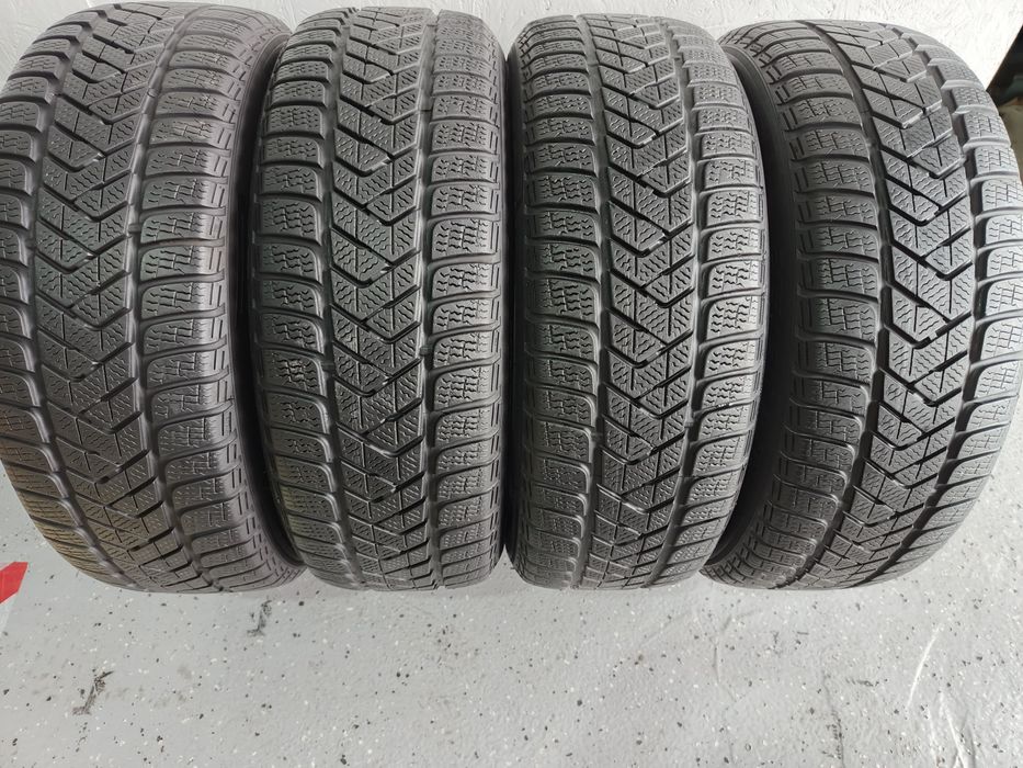 215.55.18 Pirelli M+S Second-hand