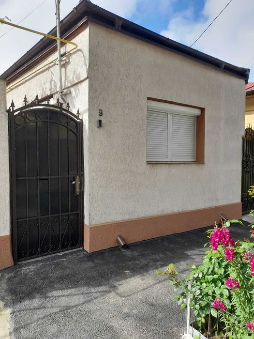 VÂND CASĂ ÎN BRĂILA - zona Albinei, aproape de Piața Mare