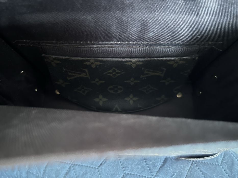 Дамска чанта куфарче