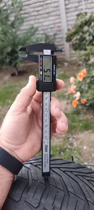 Anvelope 235/45/R18