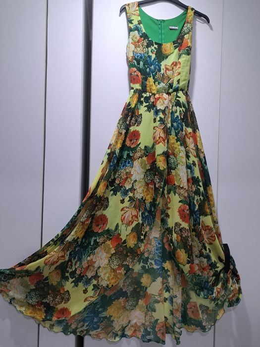 Rochie vaporoasa din voal