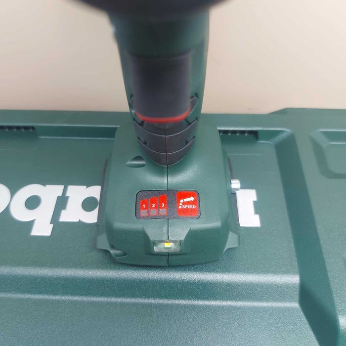 Мощен безчетков импакт Metabo SSD 18 LT 200 BL