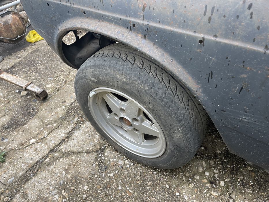 Mercedes 123 200d/300d на части