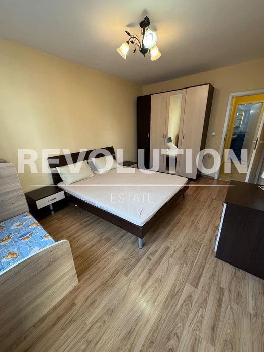 Дава се под наем Тристаен апартамент в Пловдив, Младежки Хълм - 100 кв.м за 500 € - Снимка #6