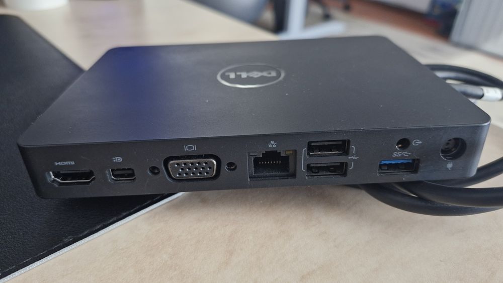 DELL Docking station WD15