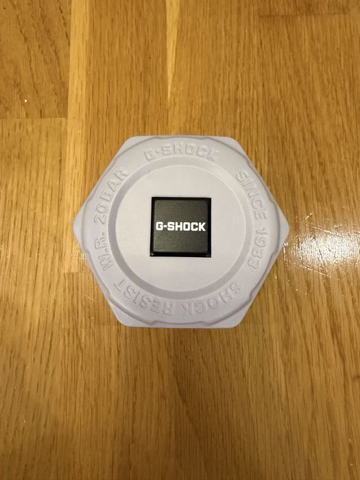 Чисто нов Casio G-SHOCK GMD-B800-4ER