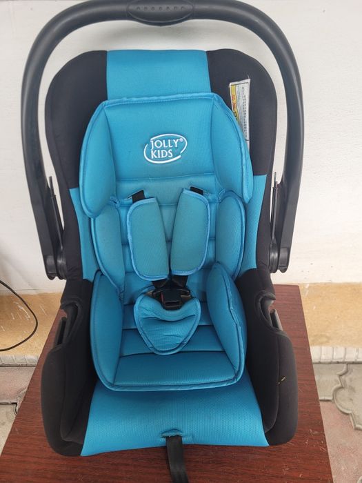 Продам автокресло