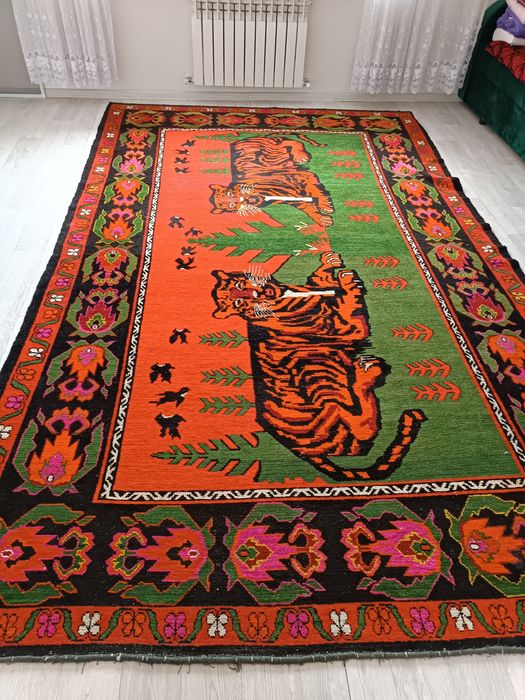 Продаю ковёр ручной работы